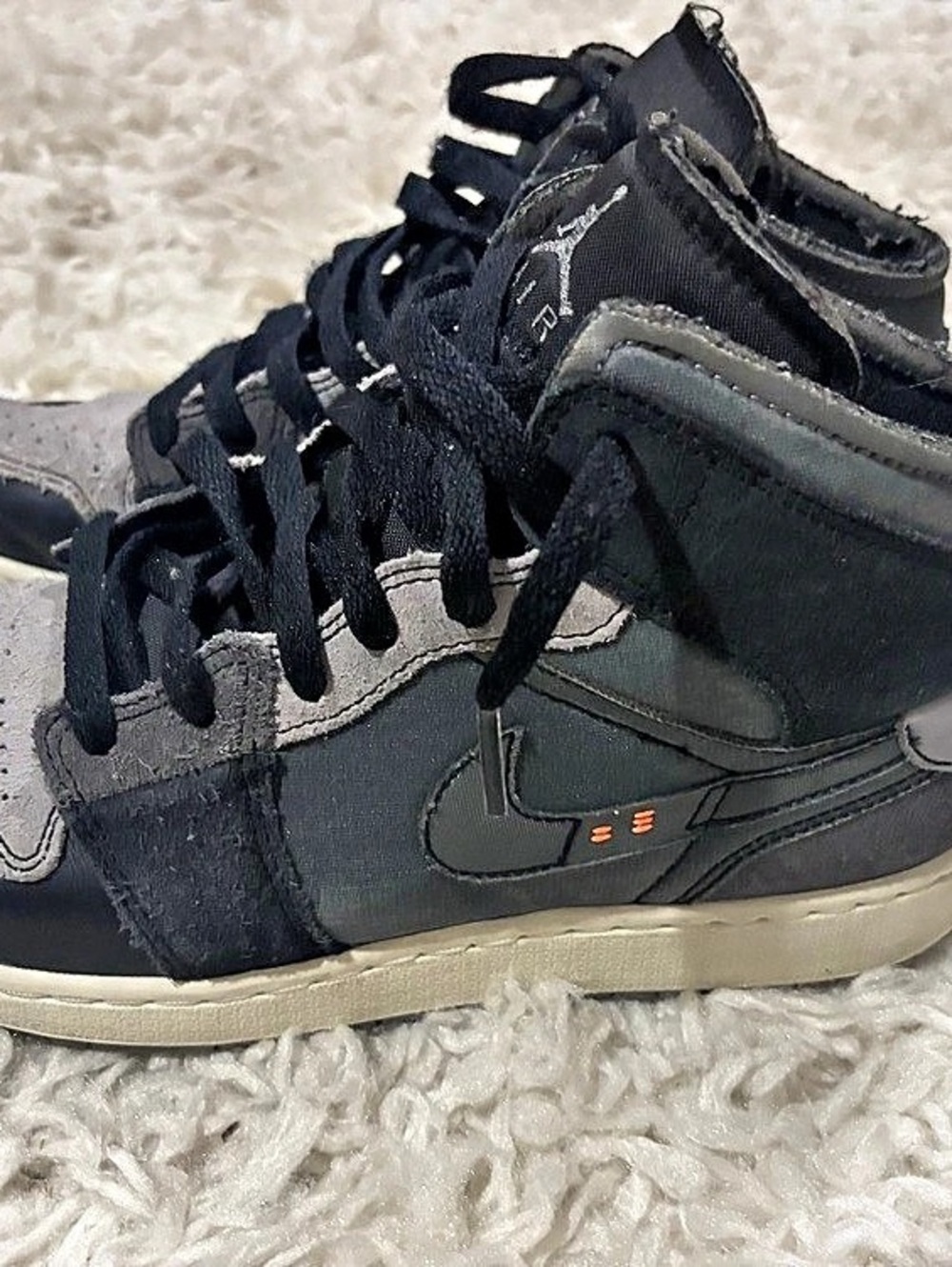 Jordan Air Jordan 1 Mid High-Top Sneakers US 7Y Black & Gray